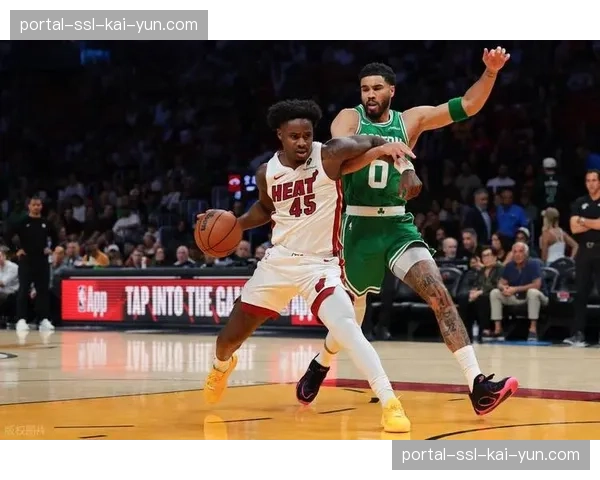 凯尔特人半场领先热火，塔图姆主导球权下球队有效命中率超六成